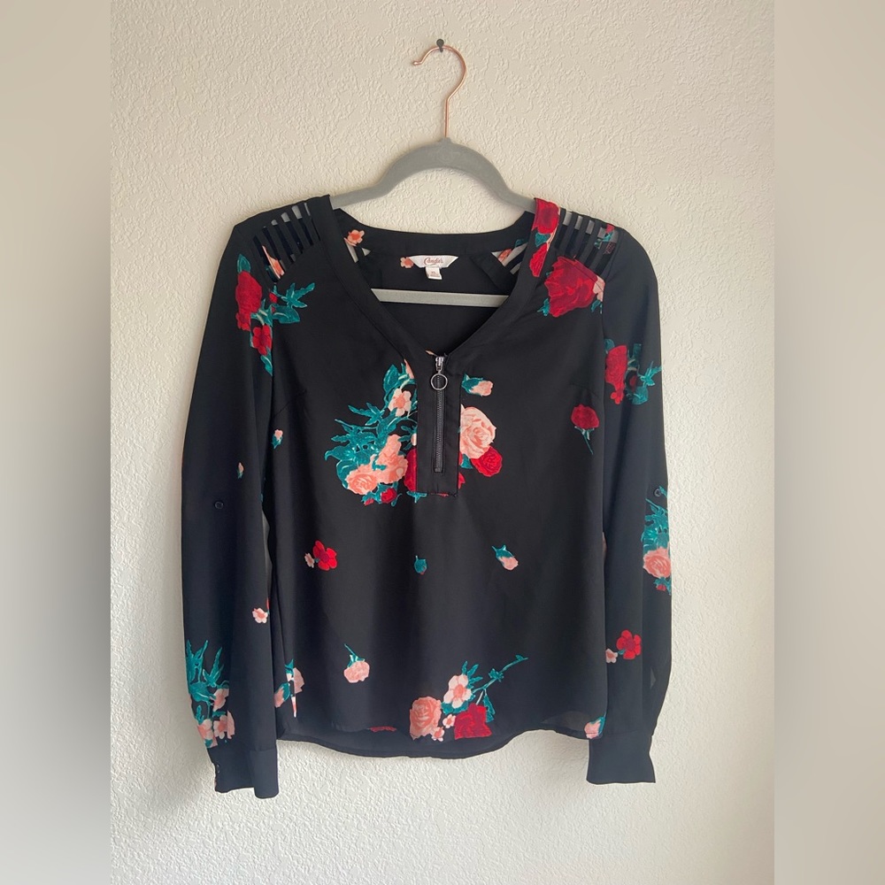 Candie’s Women’s Black Floral Print Top